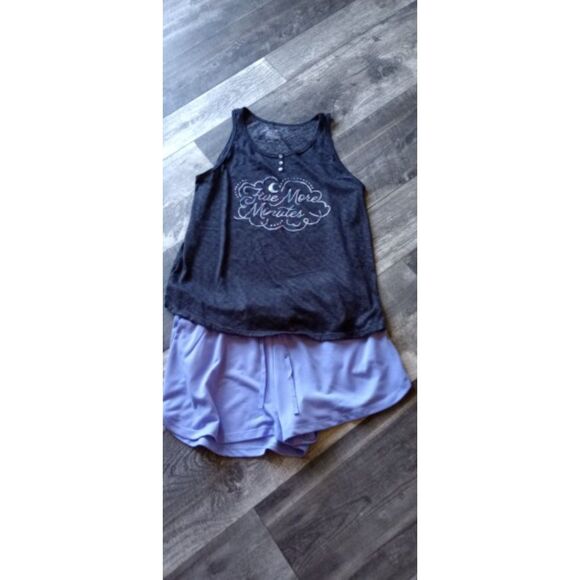 Just Be Shorts & Secret Treasures Top Both Size Large - Picture 1 of 7